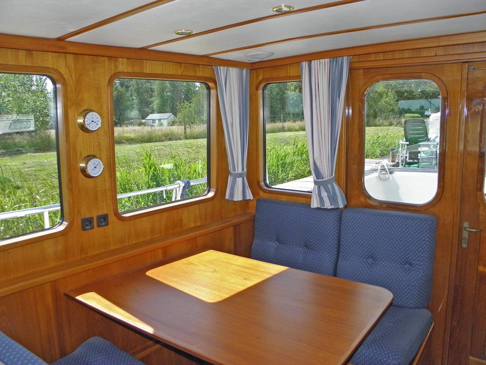 Stuurhuis, Accommodatie